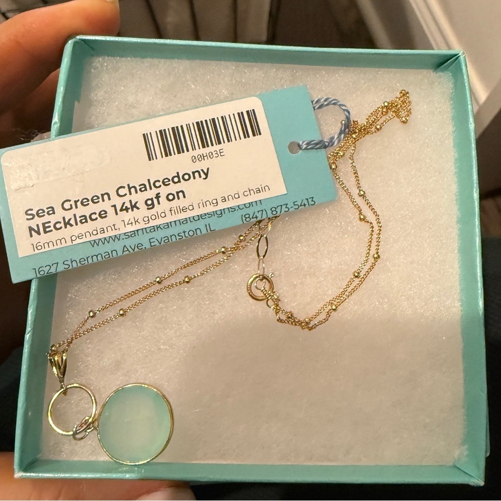 Chalcedony Pendant Necklace with Gold Chain